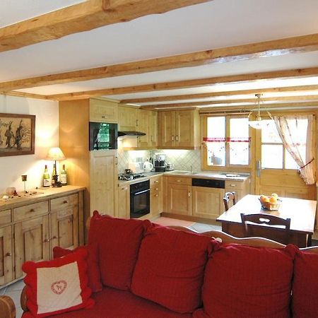 Appart 4 Pers 3 Etoiles Proximite Lac Et Remontees Courchevel Le Praz - Arrayanes Room photo