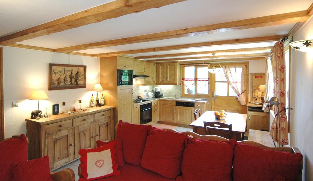 Appart 4 Pers 3 Etoiles Proximite Lac Et Remontees Courchevel Le Praz - Arrayanes Room photo